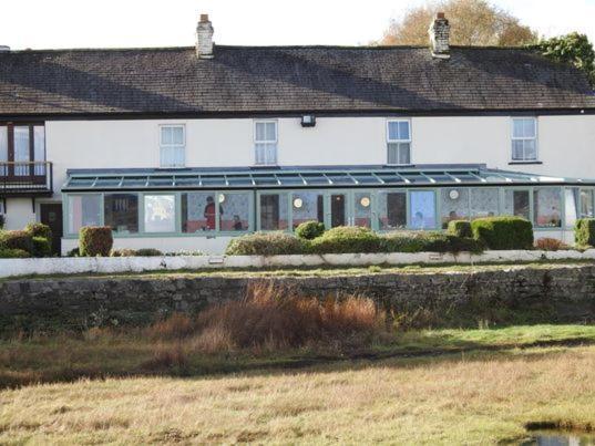 The Bay Horse Hotel And Restaurant Ulverston Exterior foto